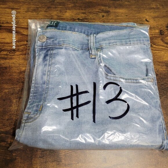 GAP Girlfriend Jeans Size 31 High Rise Medium Light Wash Stretch Denim - Picture 12 of 12